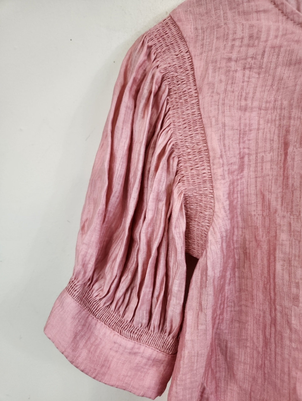 Jodifl Smocked Crepe Blouse - Picture 2 of 5